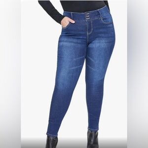 Royality woman’s 14 skinny